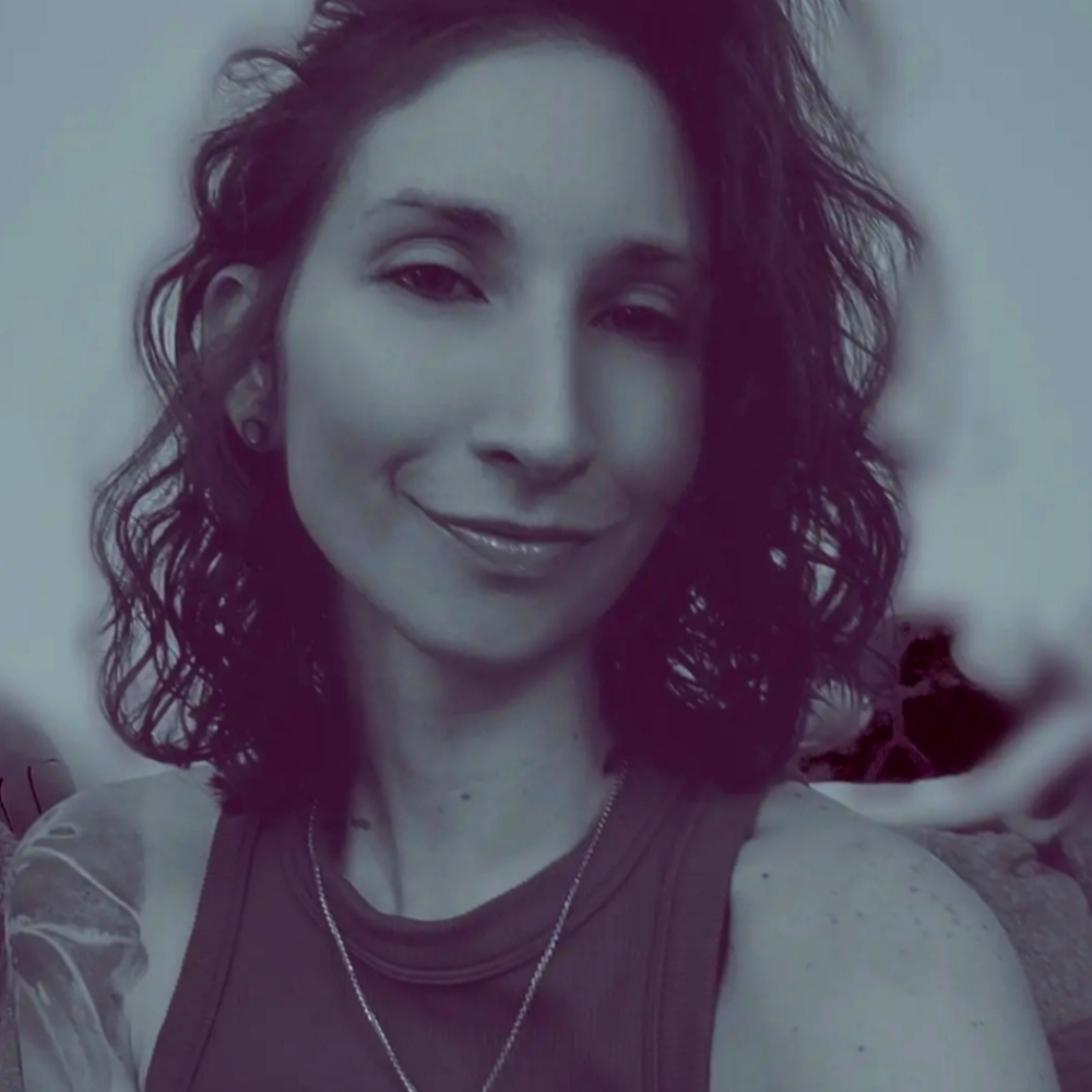 Meet your Posher, Carlie